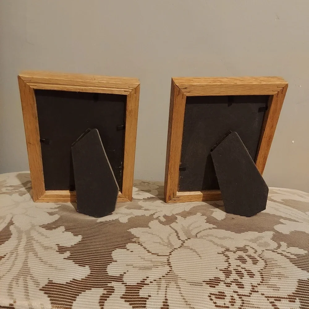 Set of 2 Solid Oak Wood Picture Frames 3.5x5 Photo Tabletop Beveled Brown